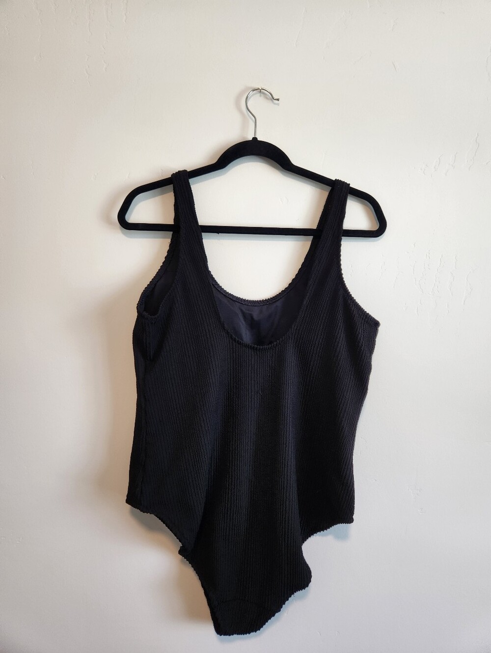 Old Navy Black Ribbed Swimsuit One Piece Size XL - Picture 3 of 8